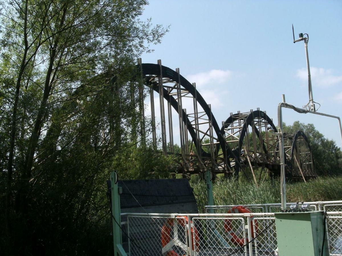 98 Petofi Utca Balatonmagyarod Exterior foto